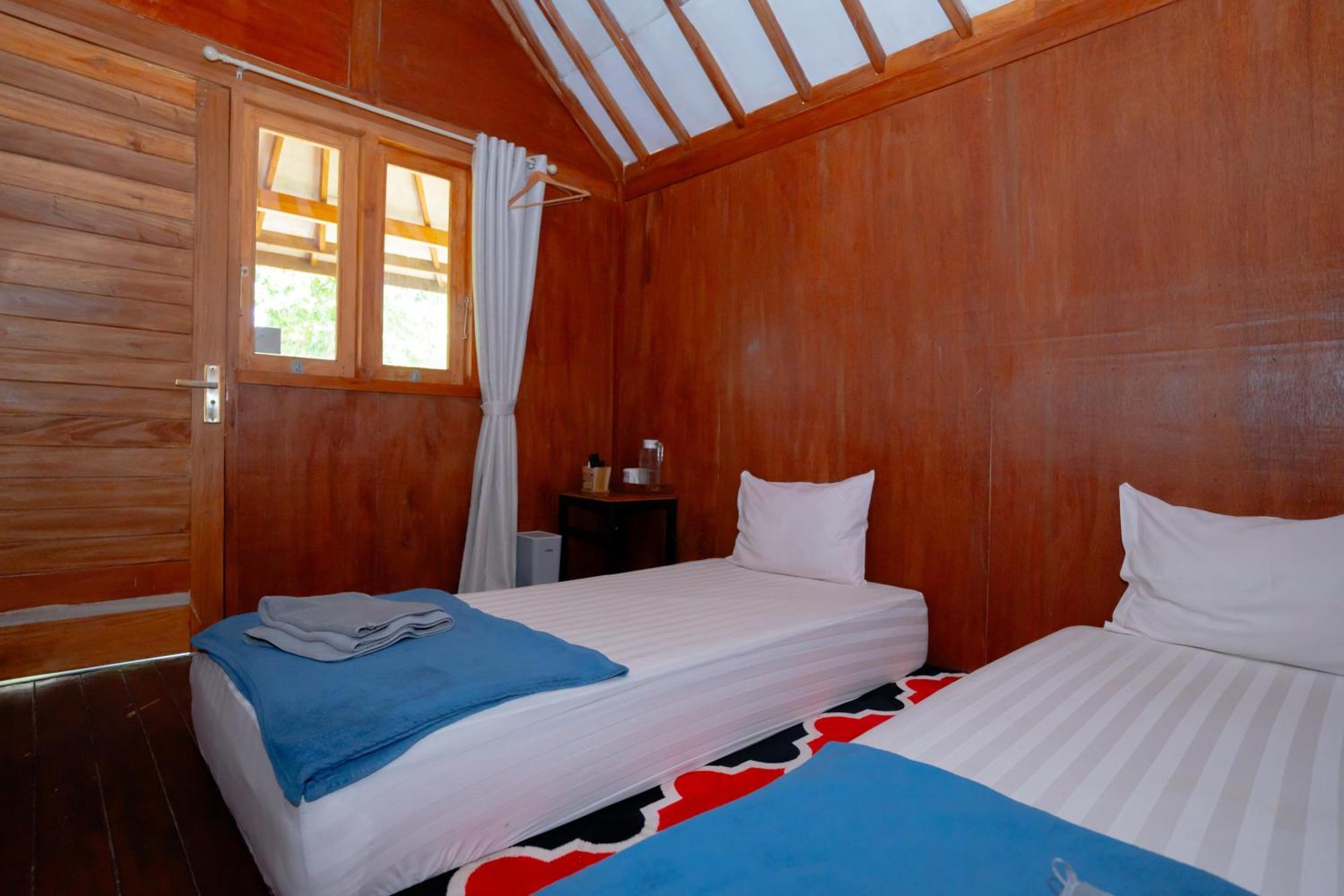Reddoorz Syariah Near Lombok Epicentrum Mall Mataram Extérieur photo