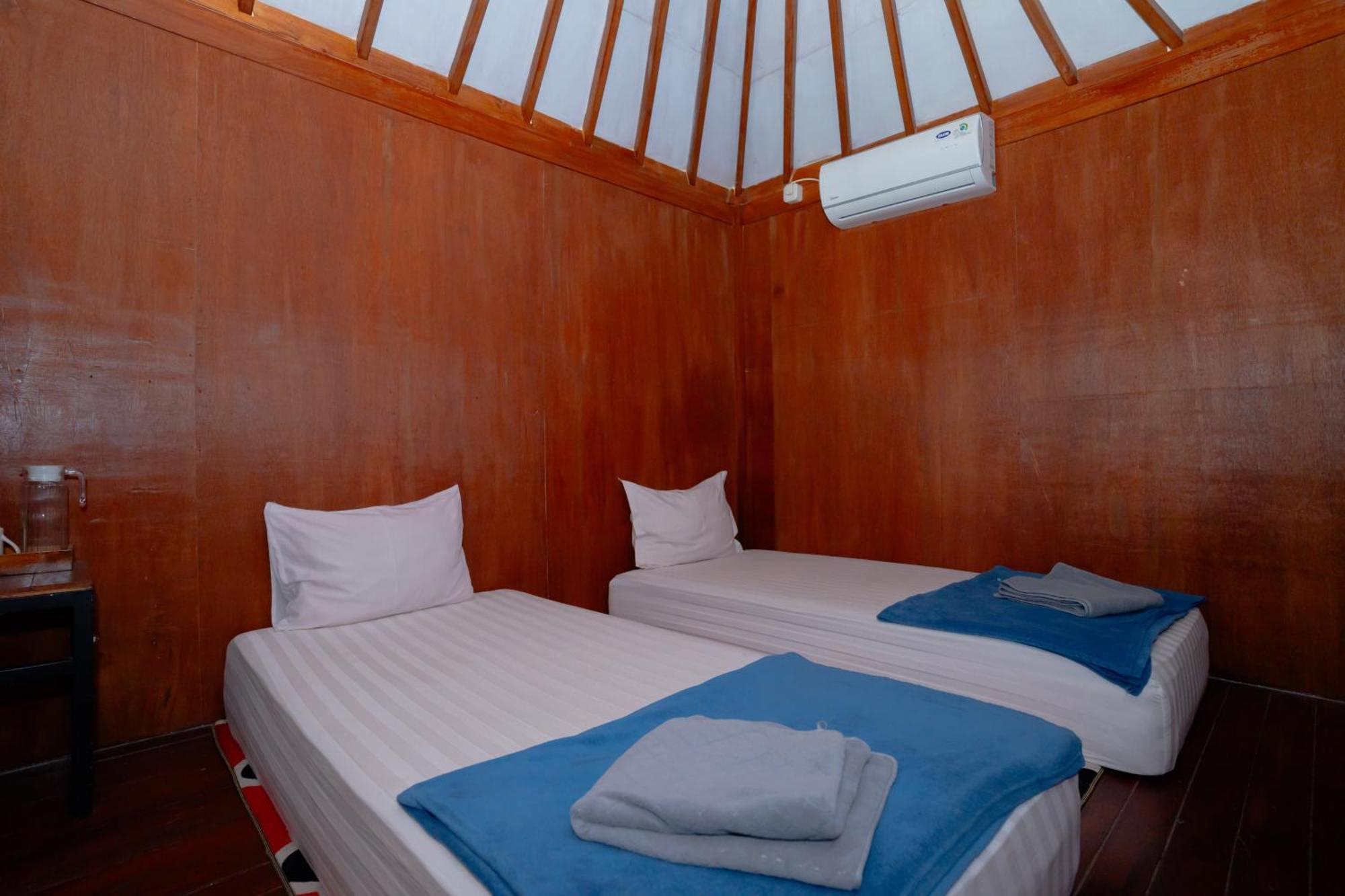 Reddoorz Syariah Near Lombok Epicentrum Mall Mataram Extérieur photo