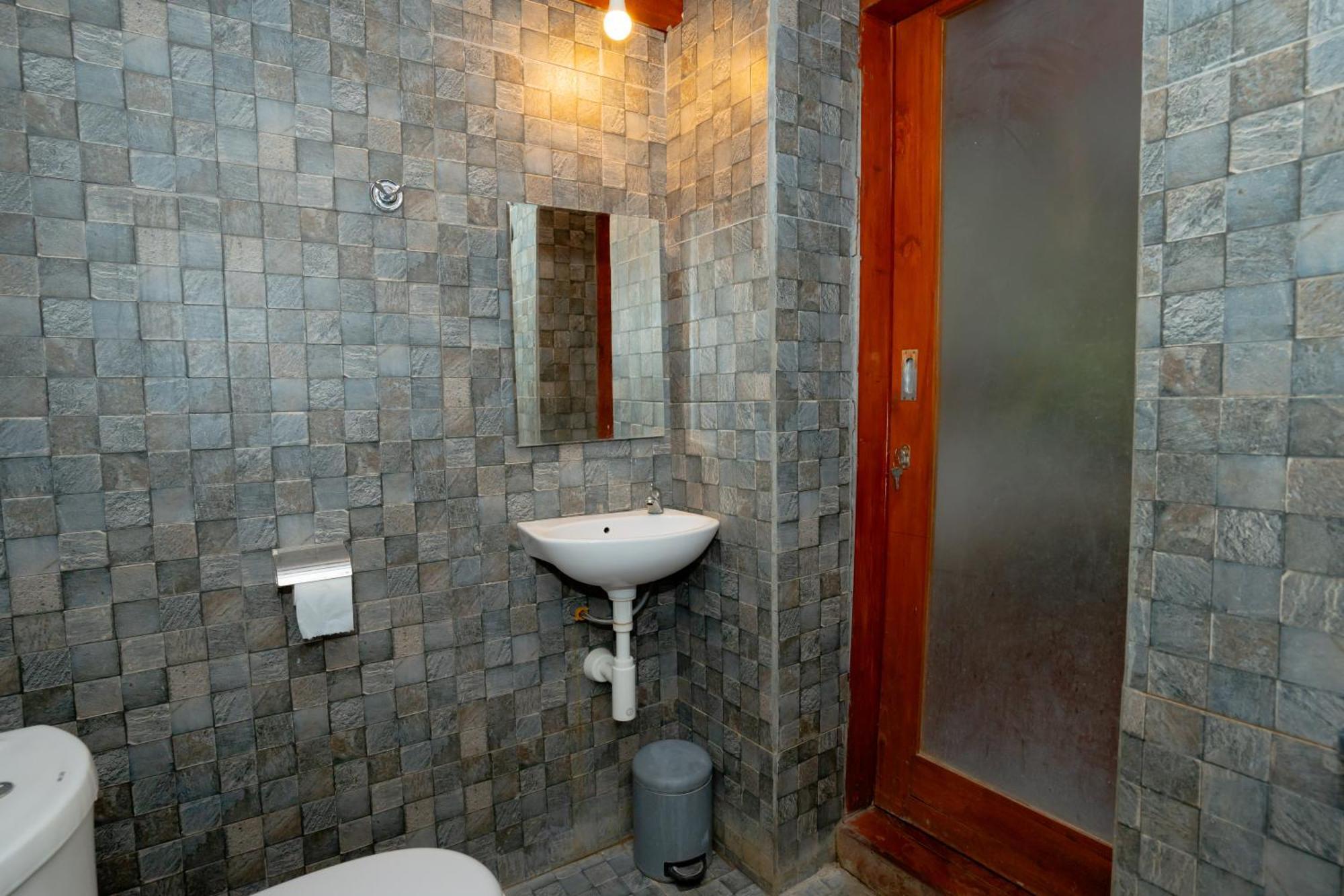 Reddoorz Syariah Near Lombok Epicentrum Mall Mataram Extérieur photo