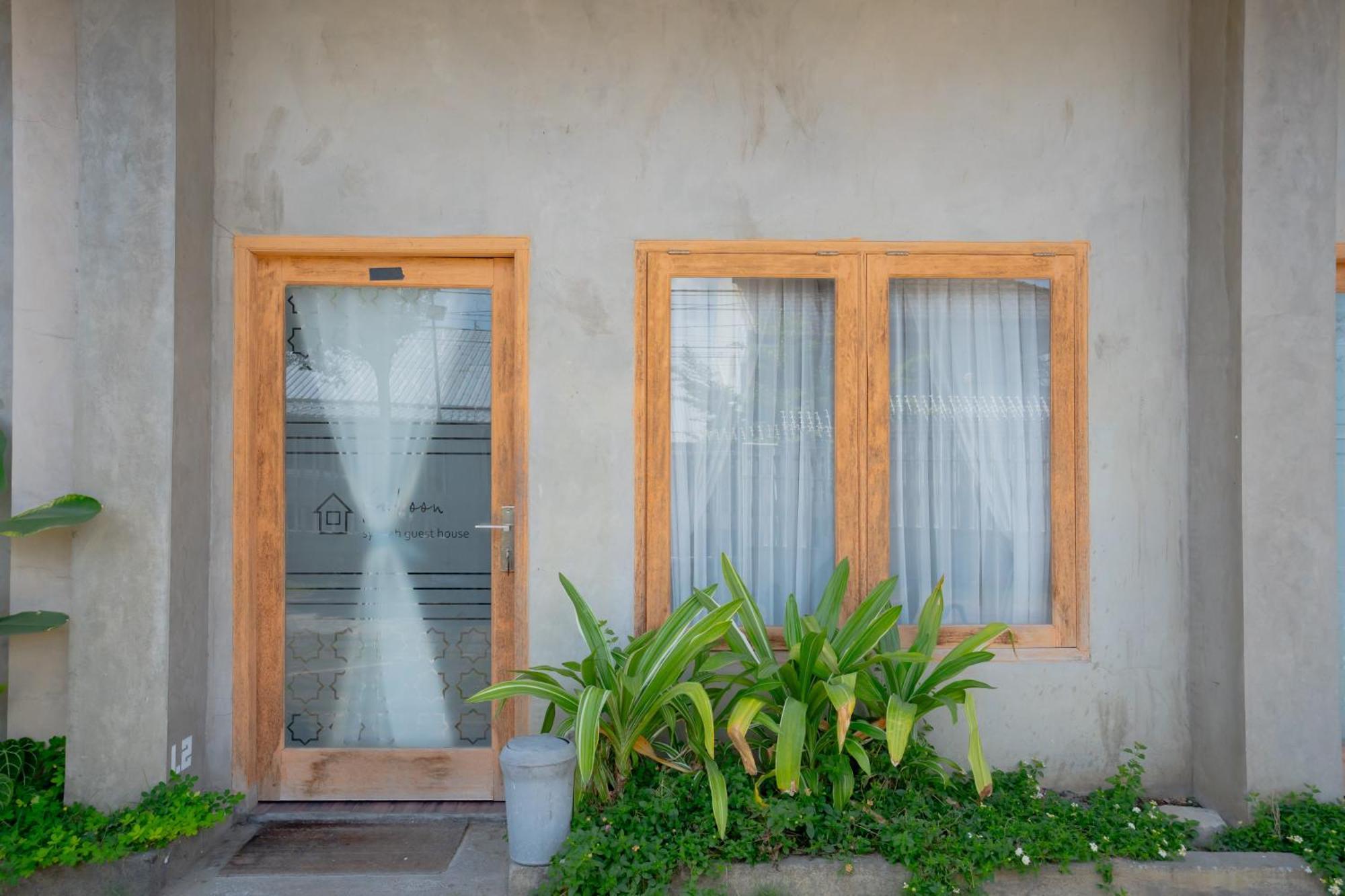 Reddoorz Syariah Near Lombok Epicentrum Mall Mataram Extérieur photo