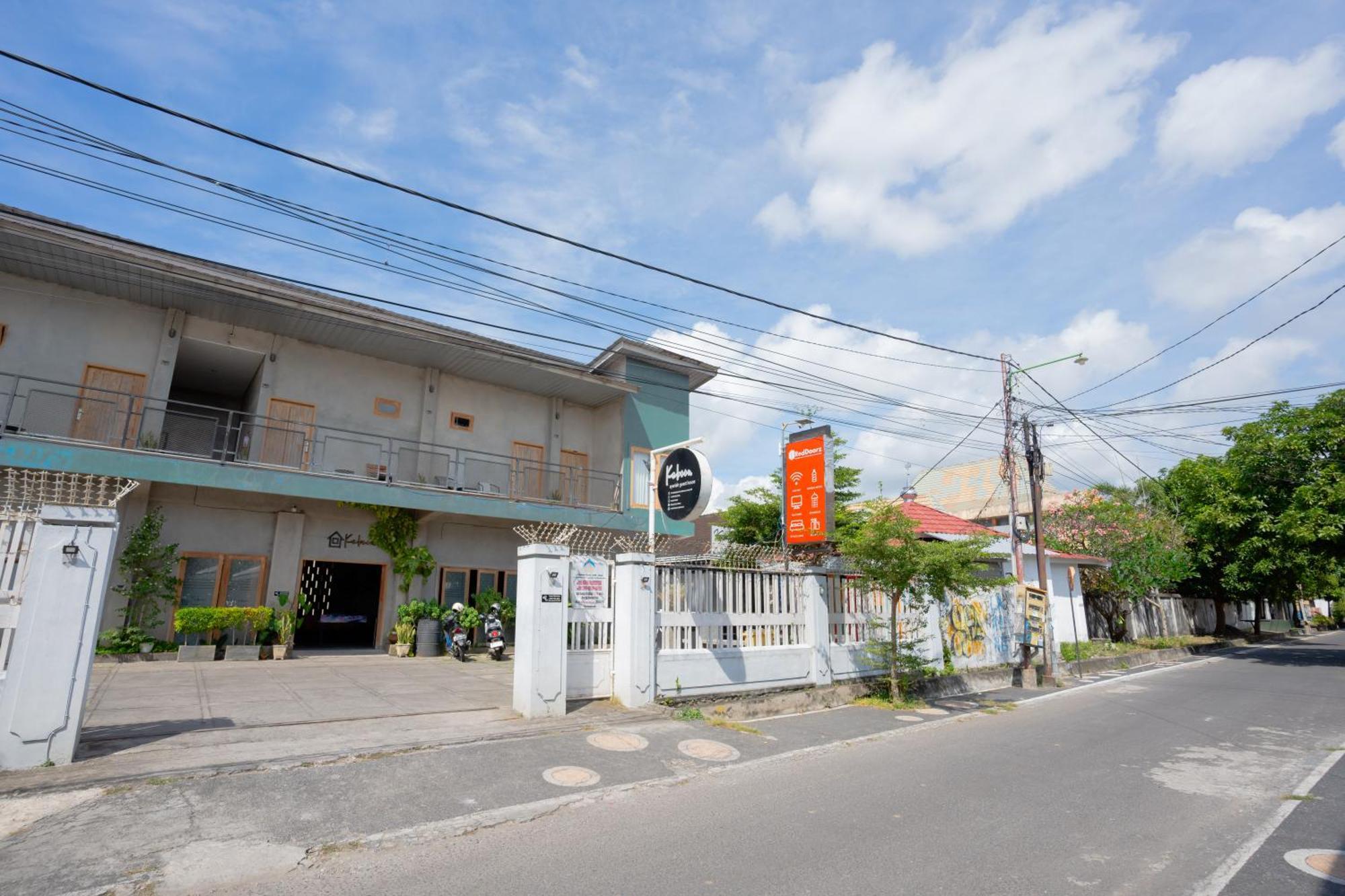 Reddoorz Syariah Near Lombok Epicentrum Mall Mataram Extérieur photo