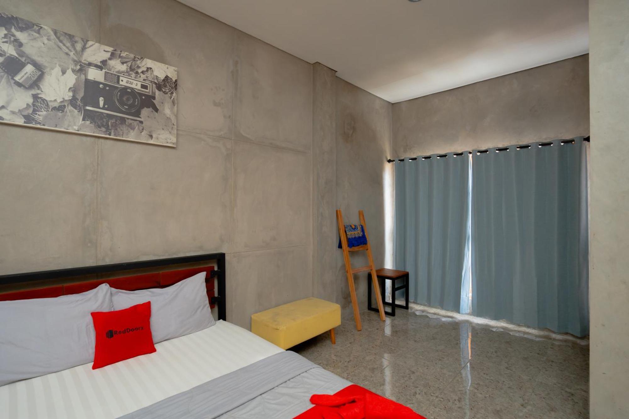 Reddoorz Syariah Near Lombok Epicentrum Mall Mataram Extérieur photo